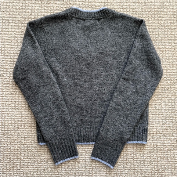 Frankie’s Bikinis sweater - Picture 2 of 8